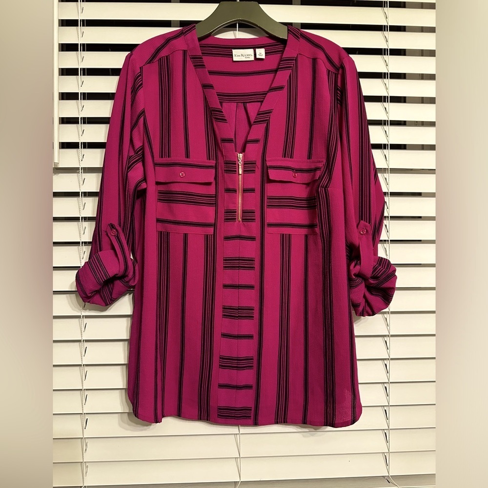 🛍️ Kim Rogers maroon V-neck with zipper, roll up sleeve blouse size 1X